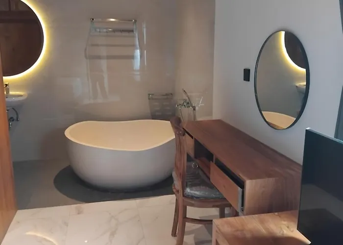 Hotel Sujiwa &