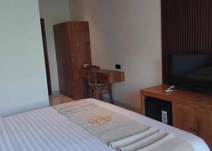Sujiwa & Hotel
