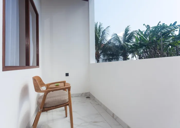 Hotel Sujiwa &